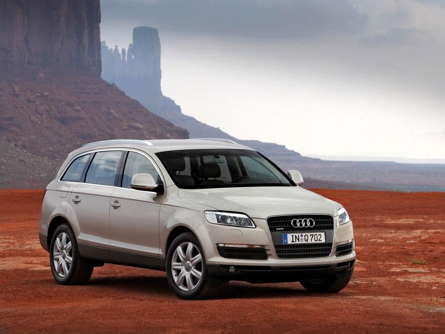  Audi Q7 3.0 TDI Quattro (4L) 2005 года  (фото 17 из 29)